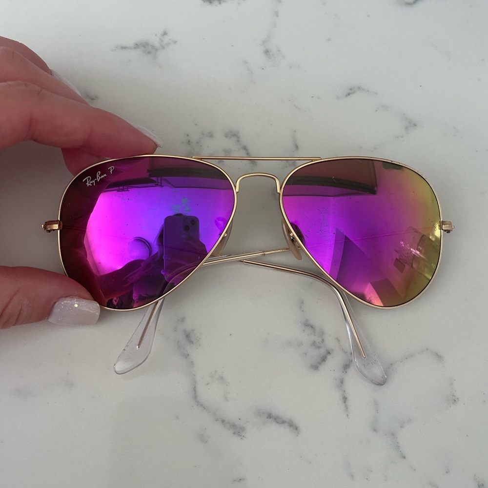 Ray-Ban Rb3025 Classic Polarized Aviator Sunglasses